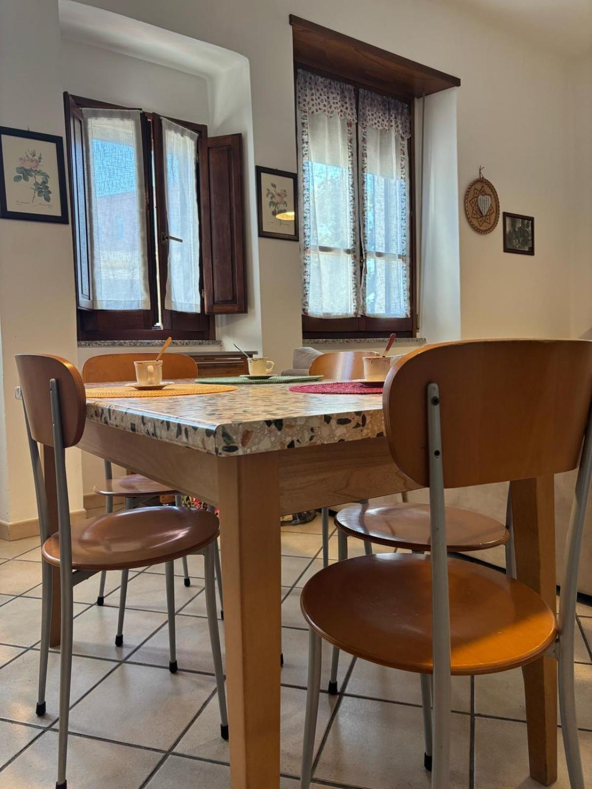Bright Port View Apartment- Free Parking Cagliari Bagian luar foto